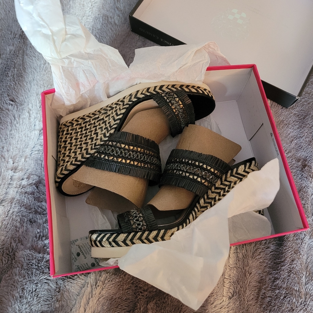 Vince Camuto wedge sandals SIZE 10 NWT - Picture 7 of 7